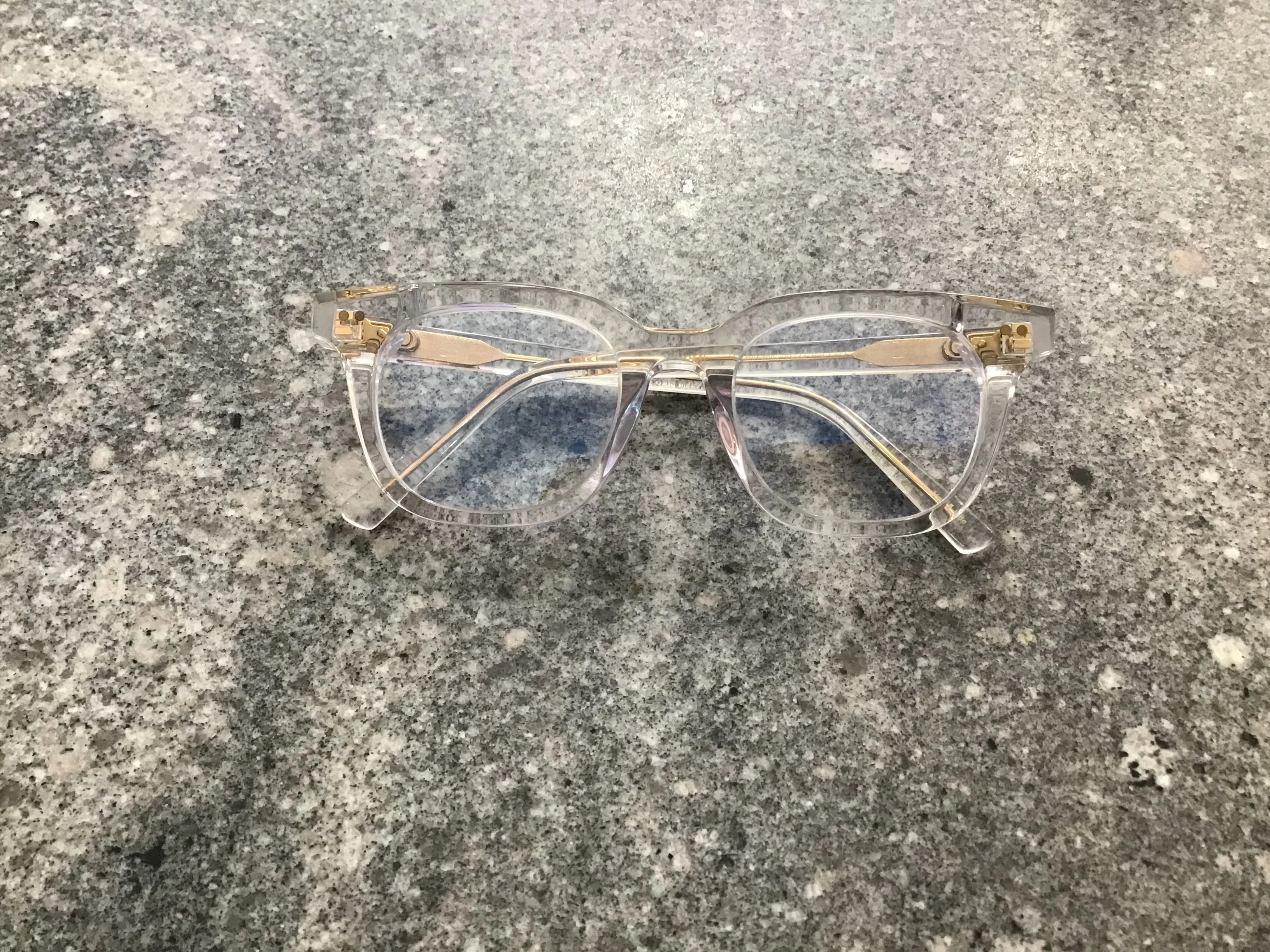 IONU VINTAGE SUNGLASSES